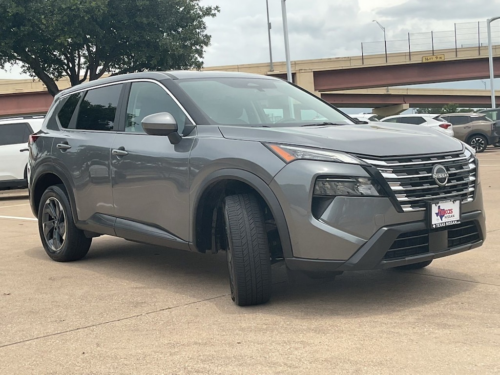 Used 2025 Nissan Rogue SV SUV