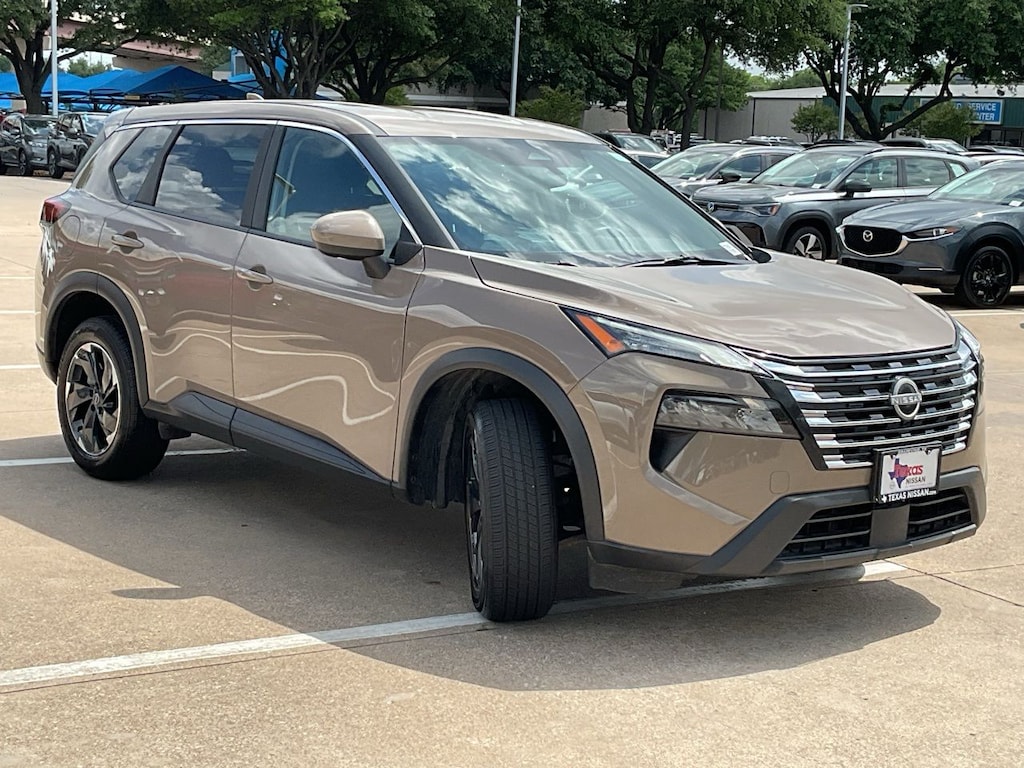 Used 2025 Nissan Rogue SV SUV
