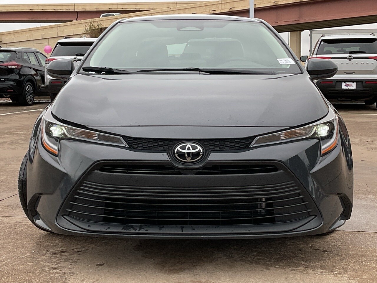 2024 Toyota Corolla LE photo 3