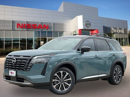 2026 Nissan Pathfinder Platinum SUV