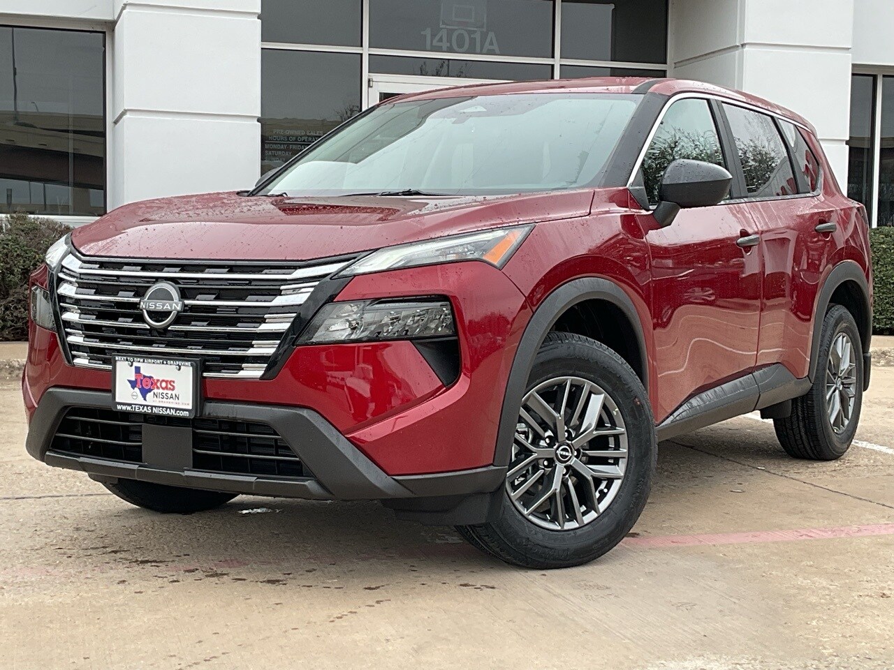 2025 Nissan Rogue S photo 2