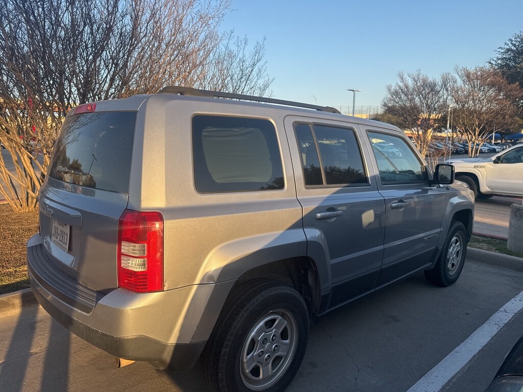 Used 2016 Jeep Patriot Sport SUV