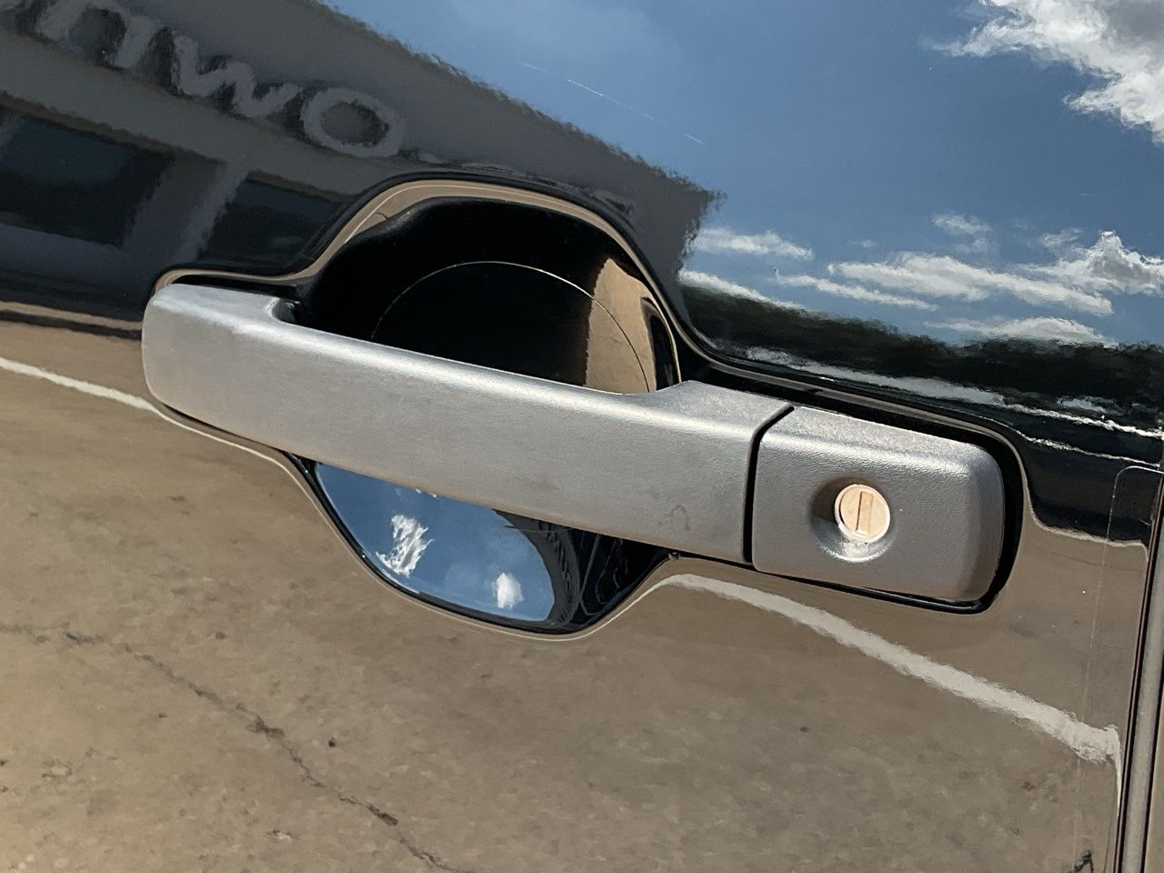 2026 Nissan Frontier S - Photo 9