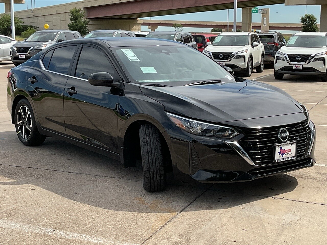 2025 Nissan Sentra SV photo 4