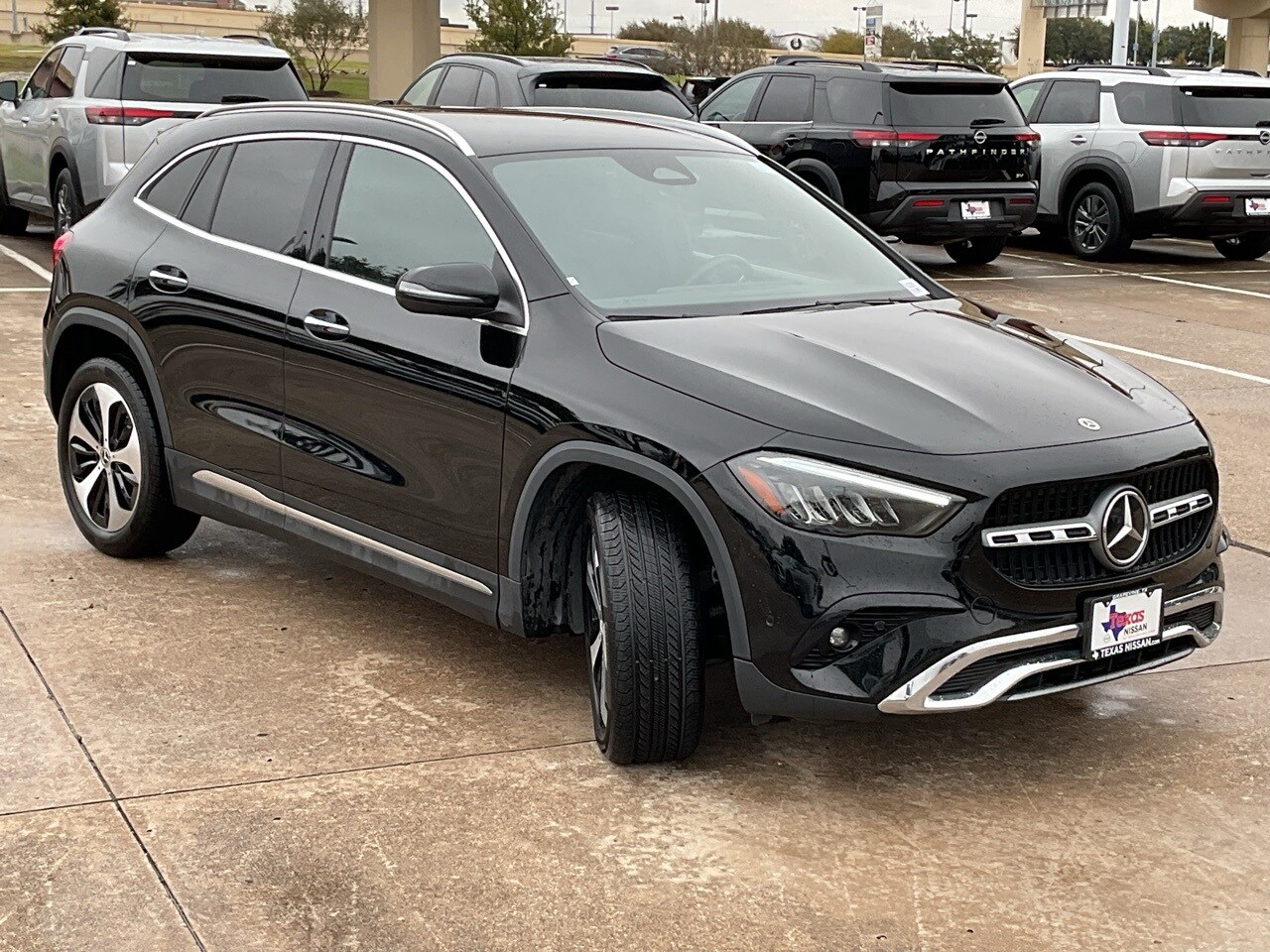 2024 Mercedes Benz GLA 250 photo 4