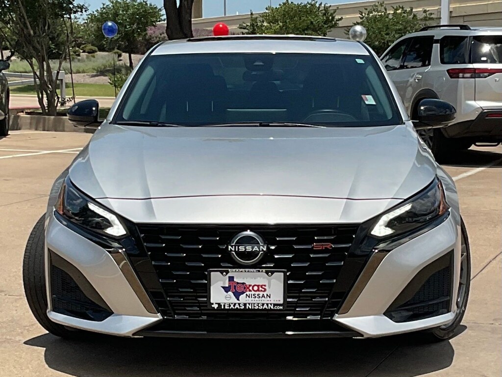 Used 2024 Nissan Altima 2.0 SR Sedan