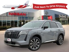 2026 Nissan Pathfinder Platinum SUV