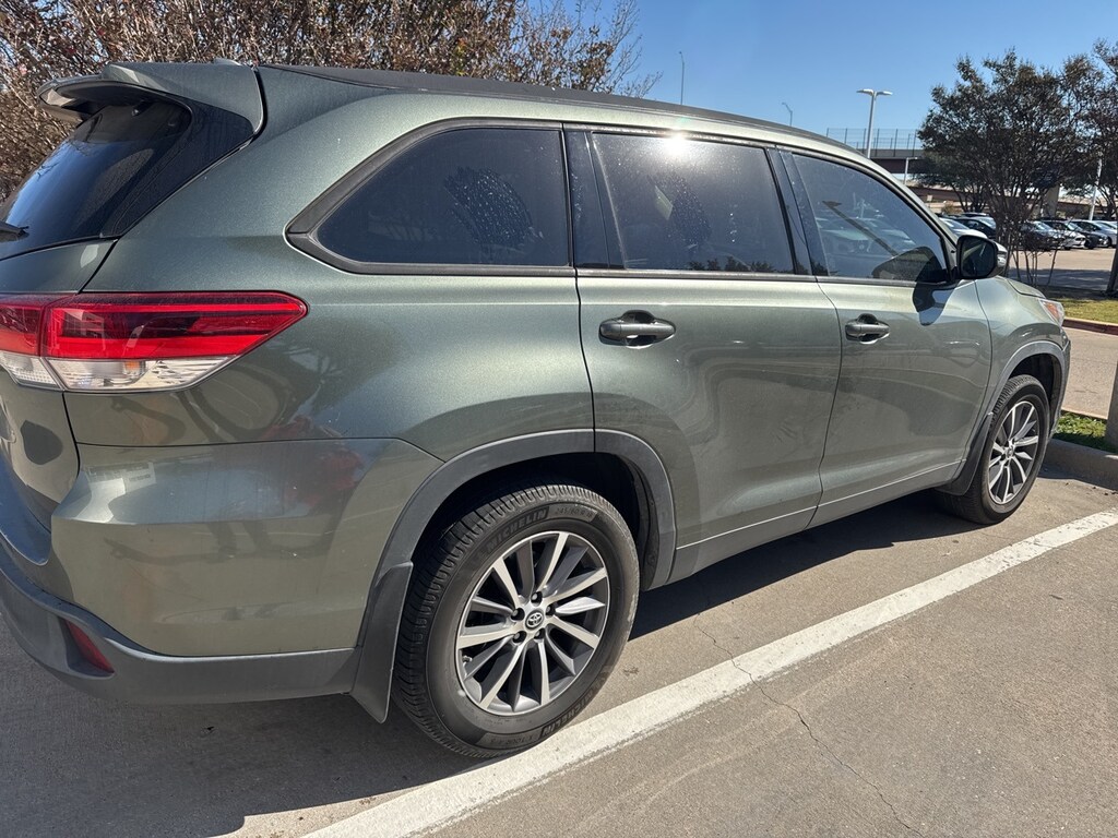Used 2019 Toyota Highlander SUV