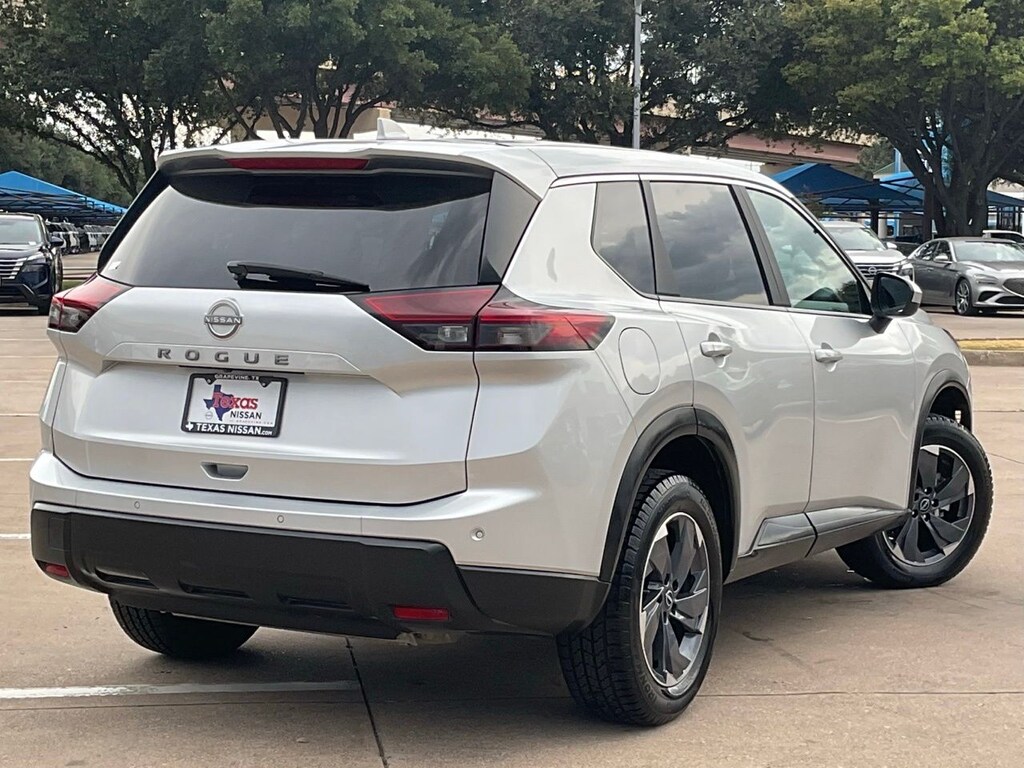 Used 2025 Nissan Rogue SV SUV
