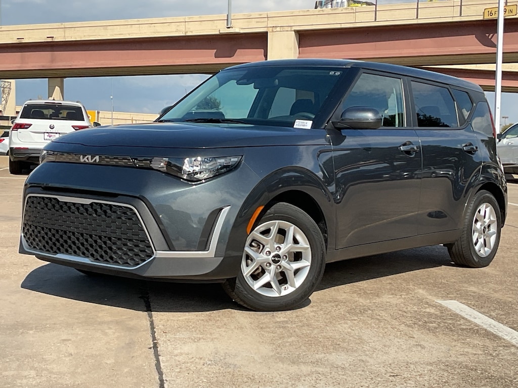Used 2024 Kia Soul LX Hatchback