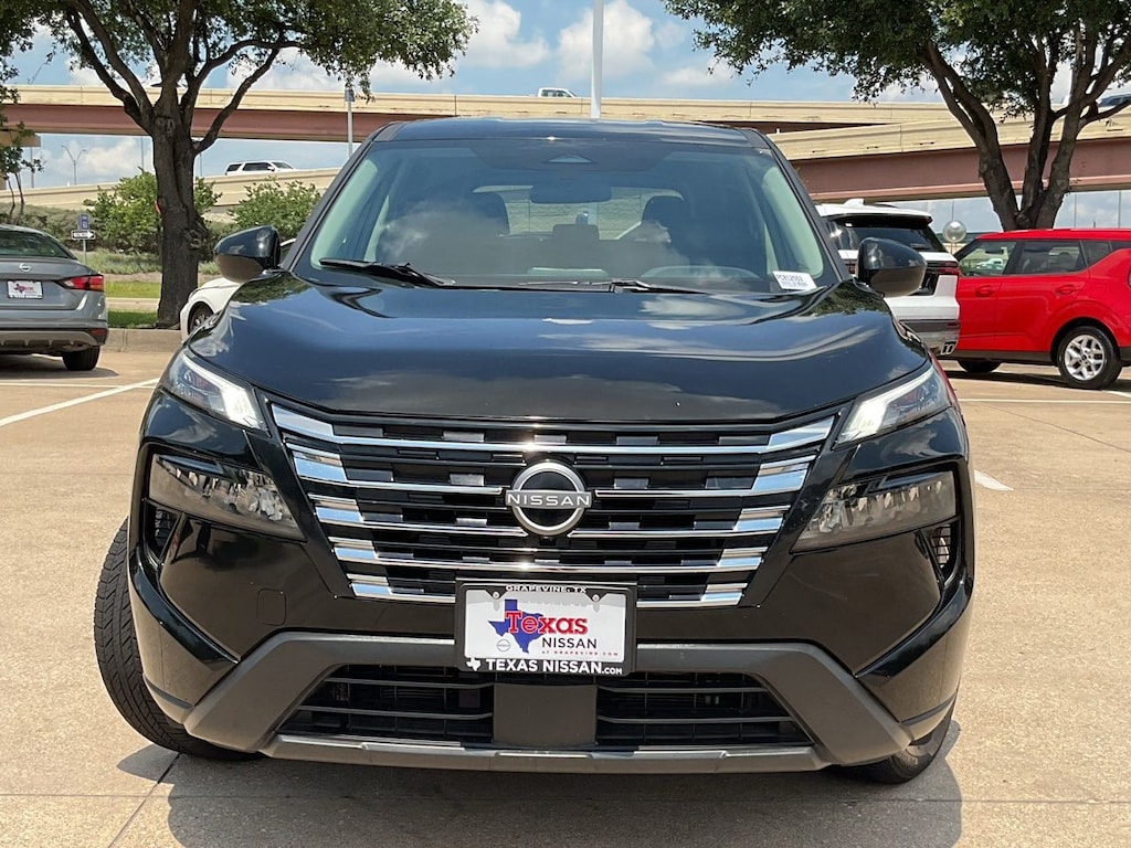 Used 2025 Nissan Rogue SV SUV