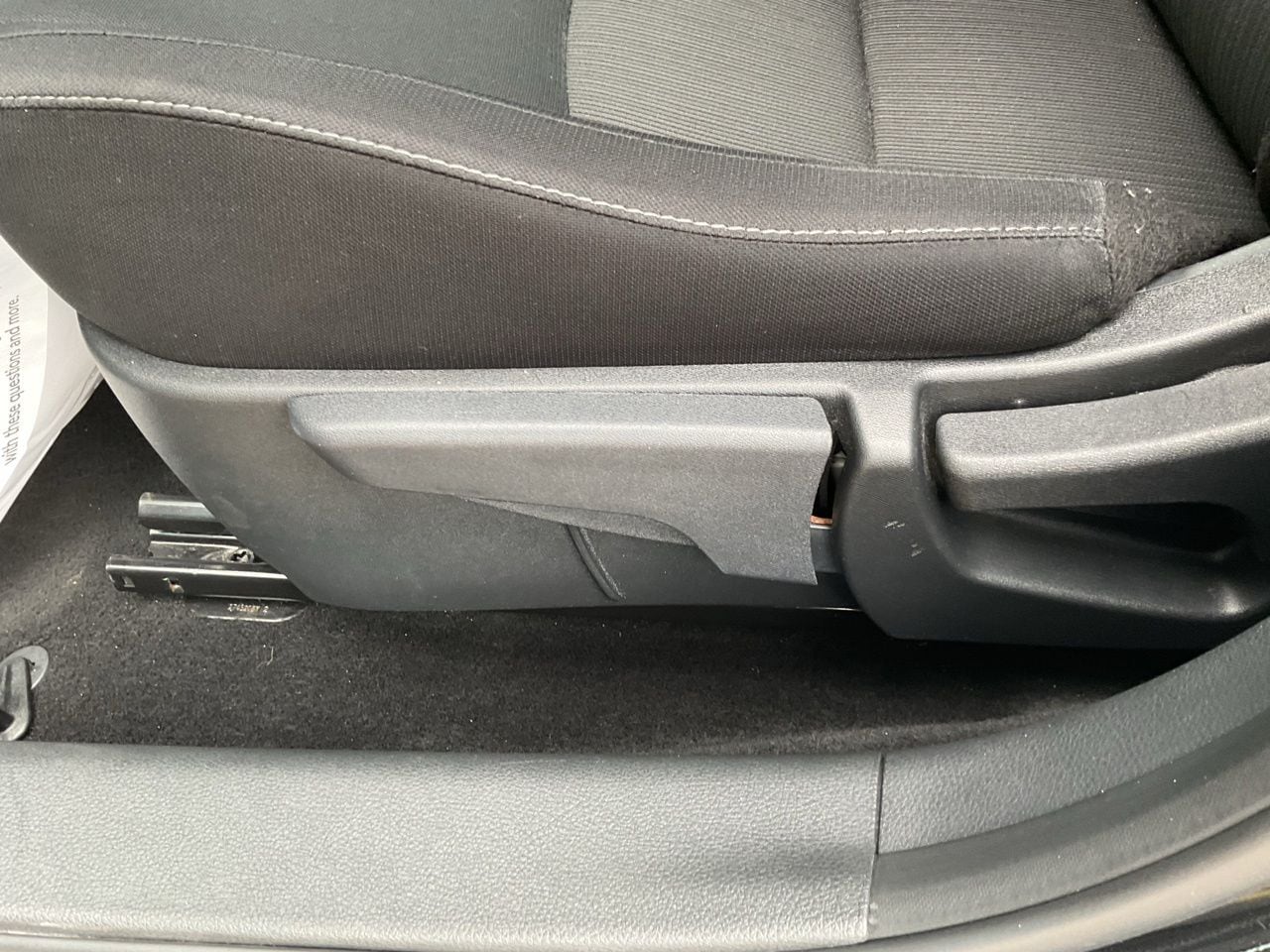 2025 Nissan Sentra SV - Photo 9