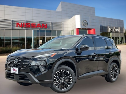 2026 Nissan Rogue Dark Armor SUV