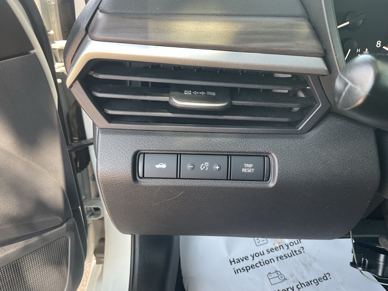 2025 Nissan Altima SV - Photo 17