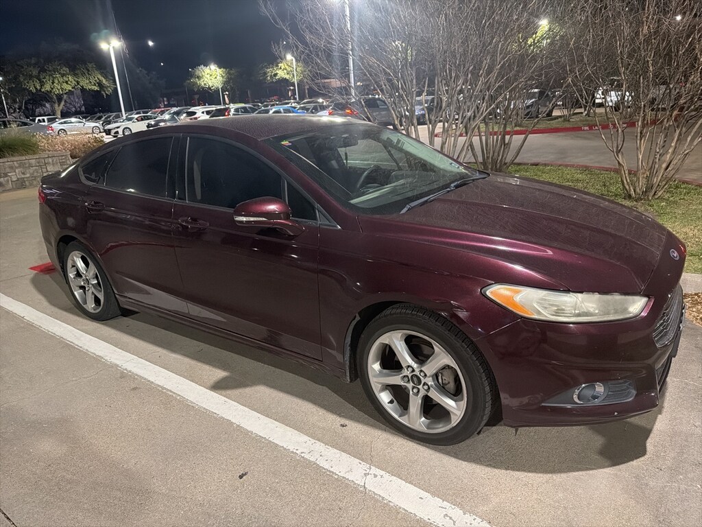 Used 2013 Ford Fusion SE Sedan