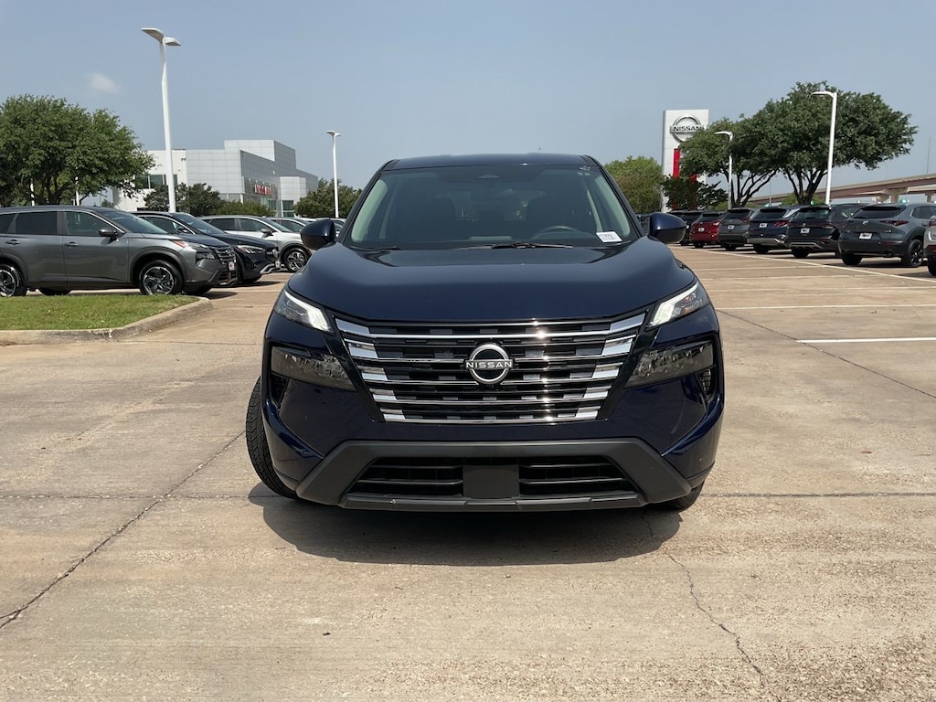 Used 2025 Nissan Rogue SV SUV