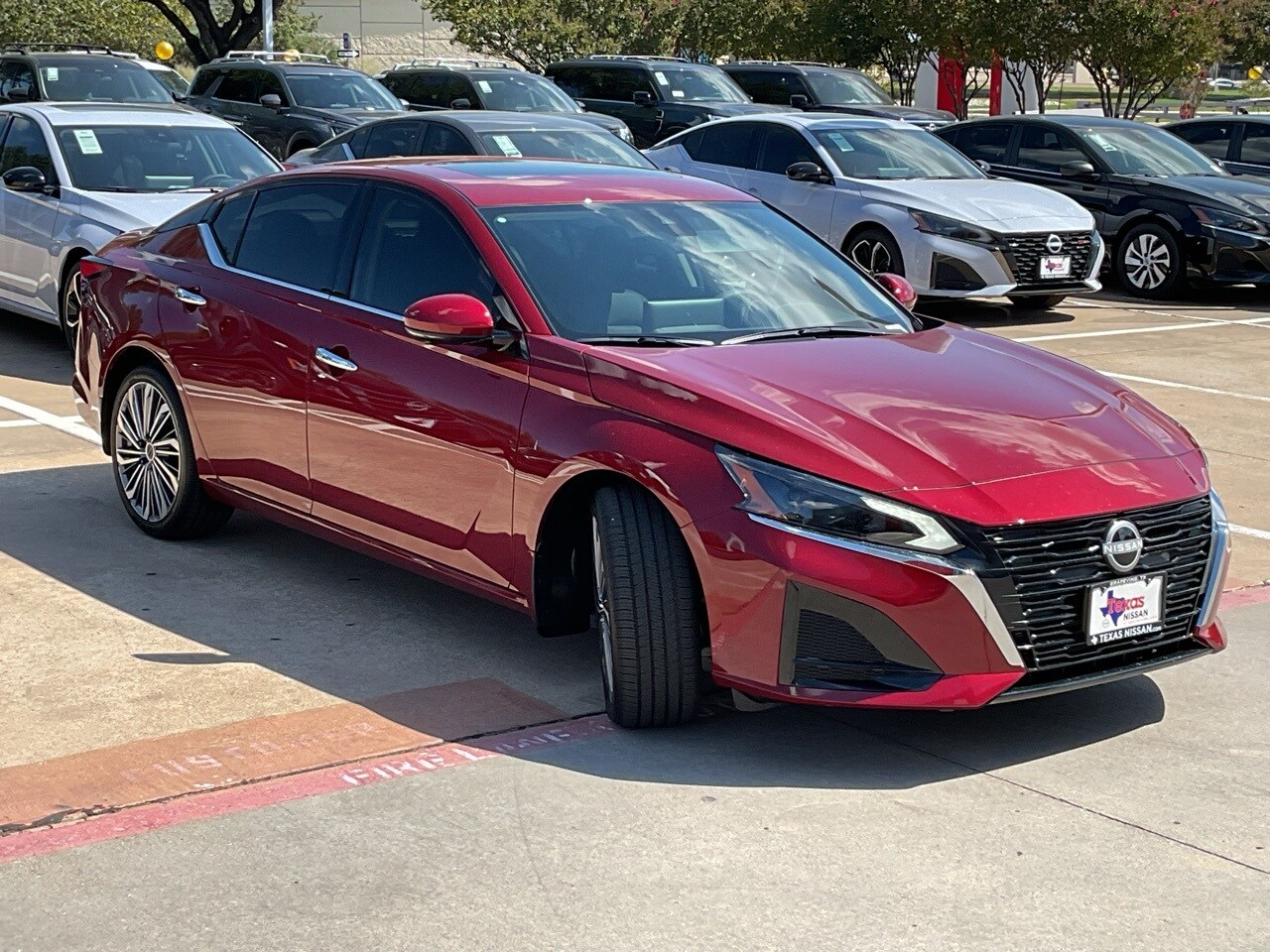 2025 Nissan Altima 2.5 SL photo 4