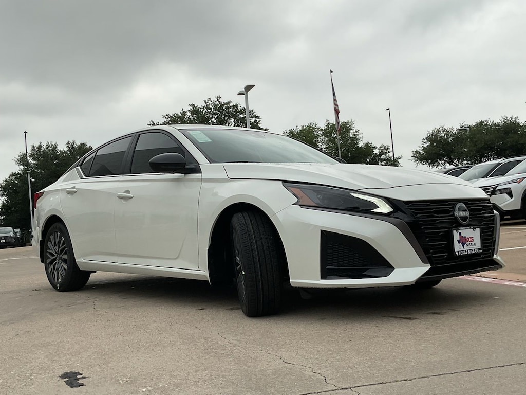 New 2026 Nissan Altima SV Sedan