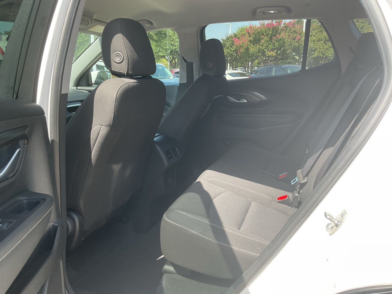 2024 GMC Terrain SLE - Photo 9