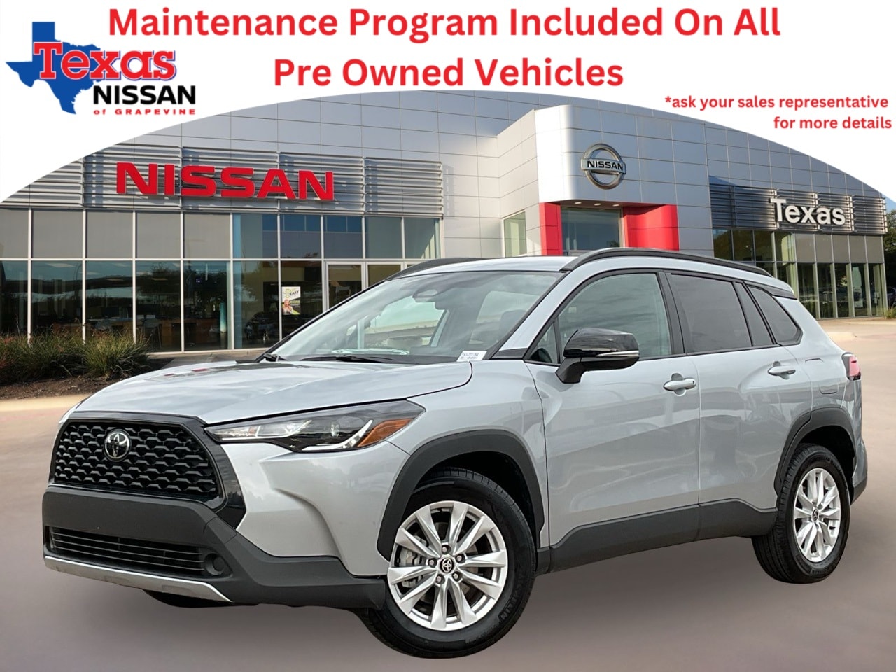 2025 Toyota Corolla Cross LE's photo