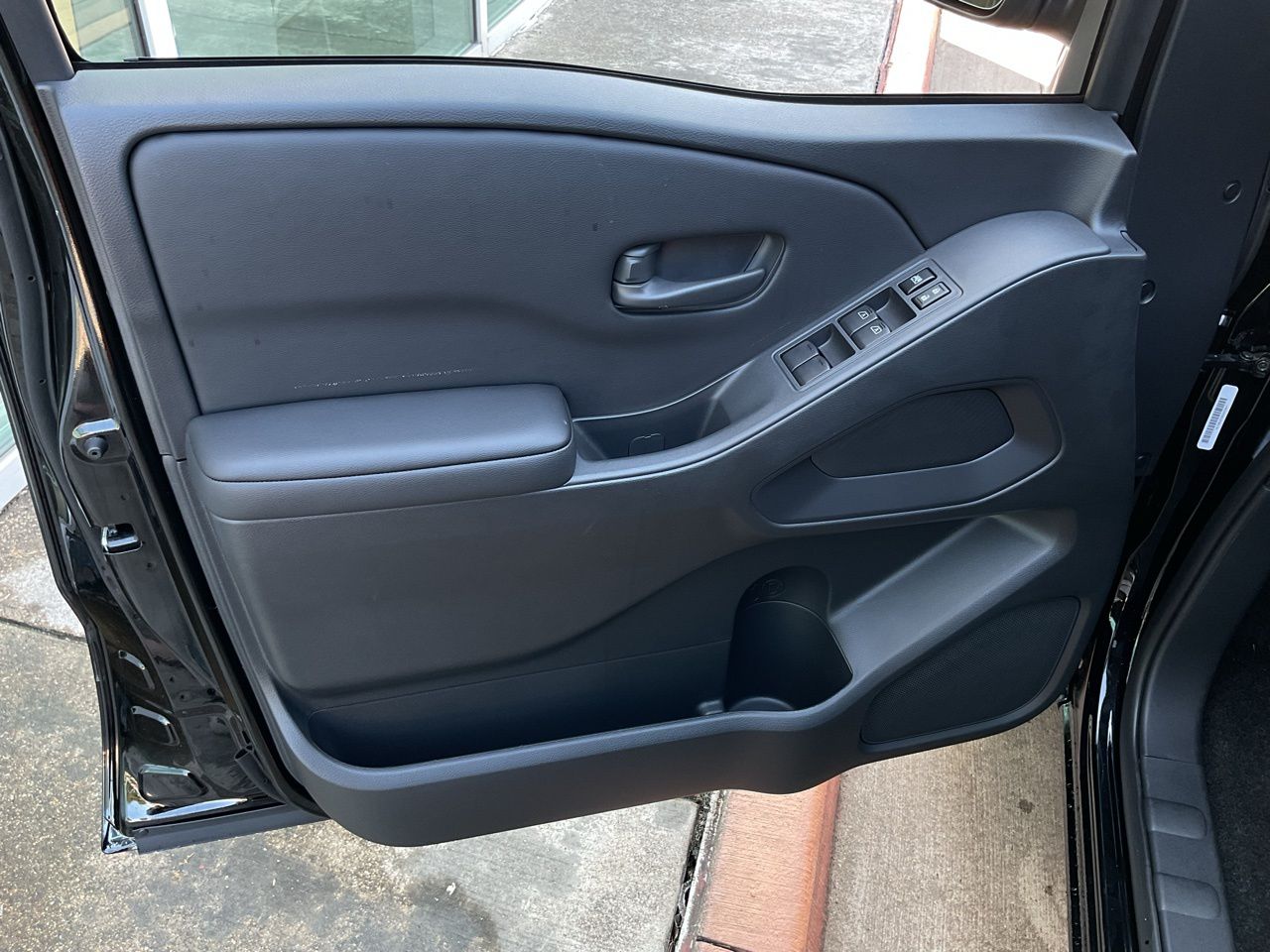 2026 Nissan Frontier S - Photo 11