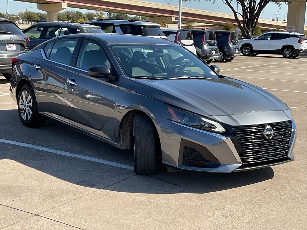 Used 2024 Nissan Altima 2.5 S Sedan