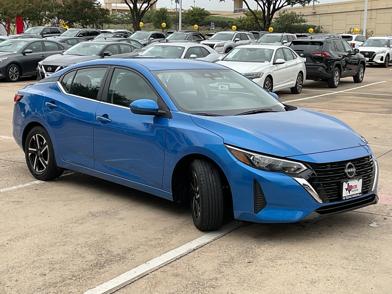 2024 Nissan Sentra SV photo 3