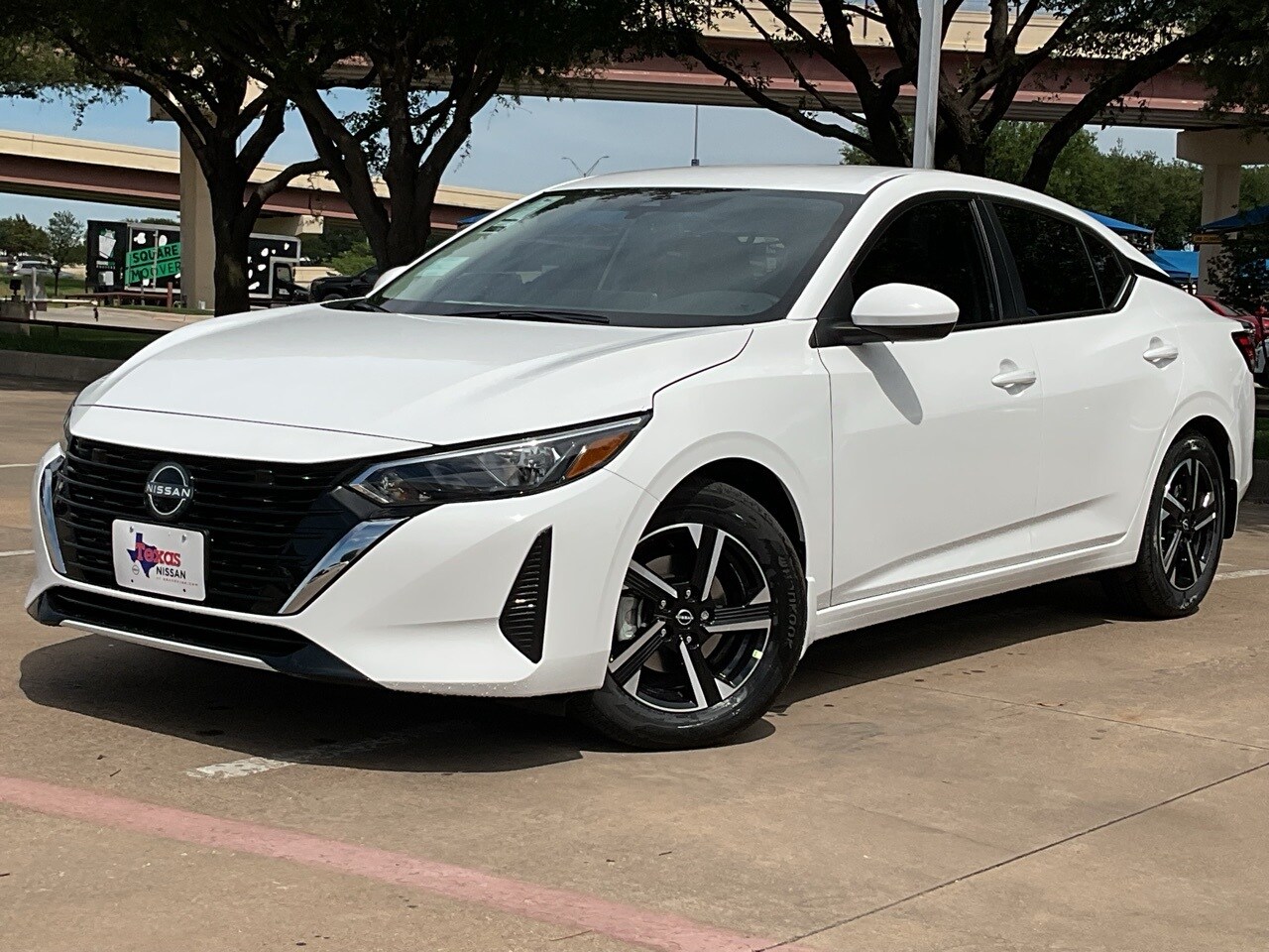 2025 Nissan Sentra SV photo 2