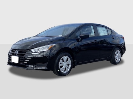 2025 Nissan Versa 1.6 S Sedan