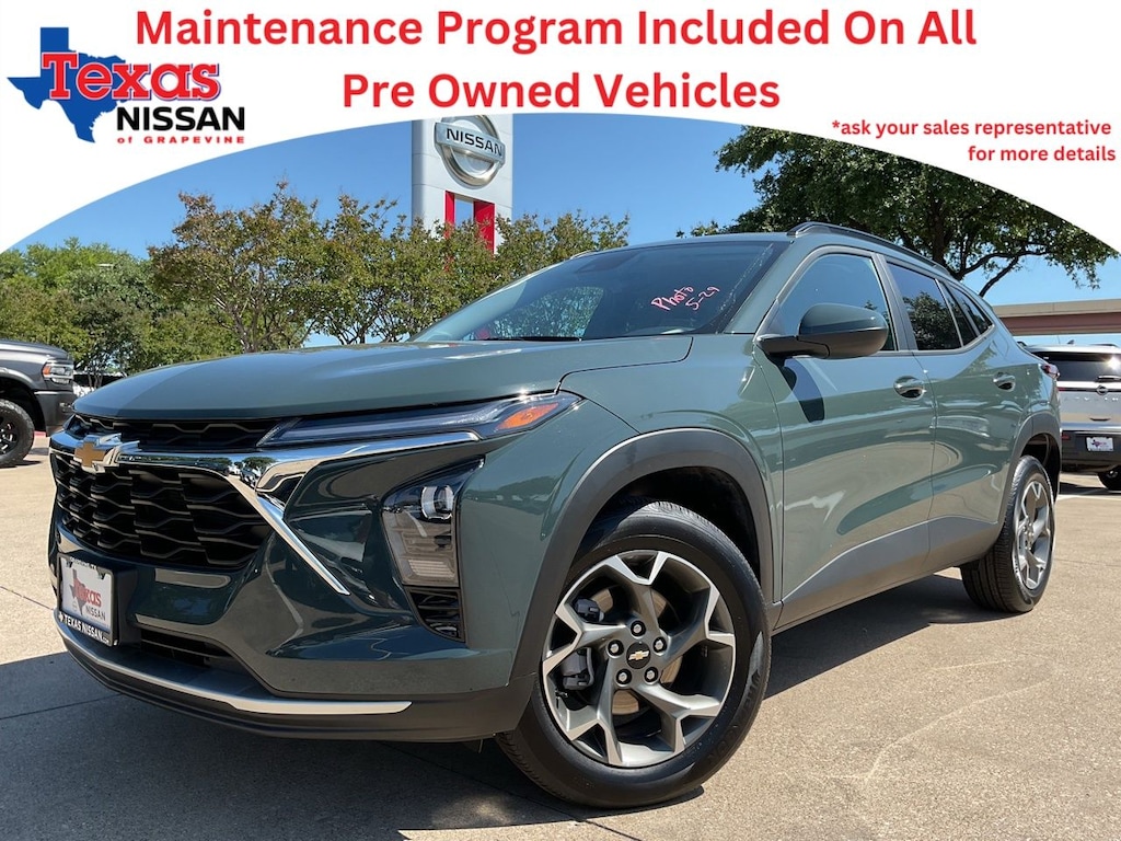 Used 2025 Chevrolet Trax LT SUV