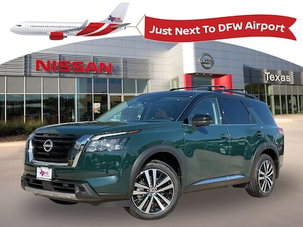 2025 Nissan Pathfinder Platinum SUV