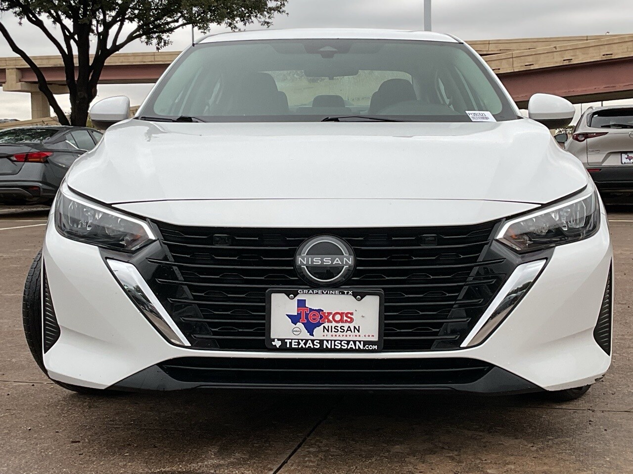 2024 Nissan Sentra SV photo 3