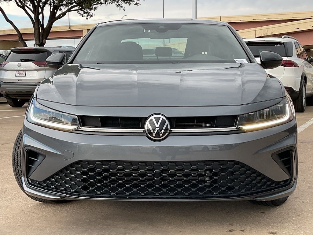 Used 2025 Volkswagen Jetta 1.5T Sport Sedan