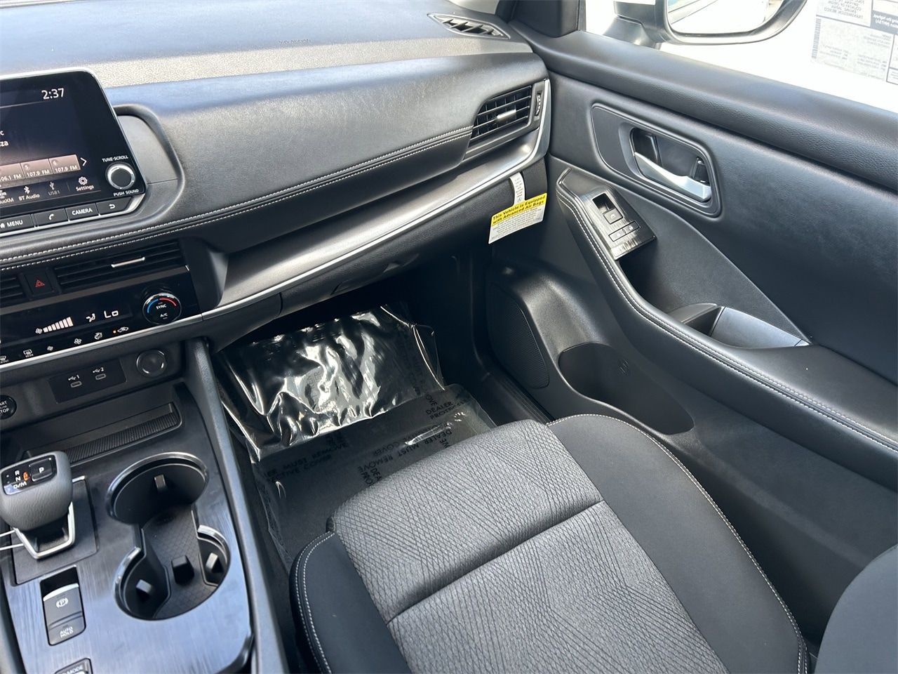 2026 Nissan Rogue SV - Photo 17