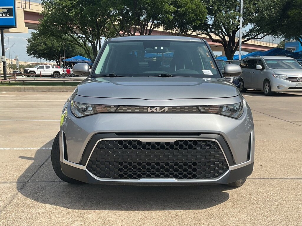 Used 2025 Kia Soul LX Hatchback