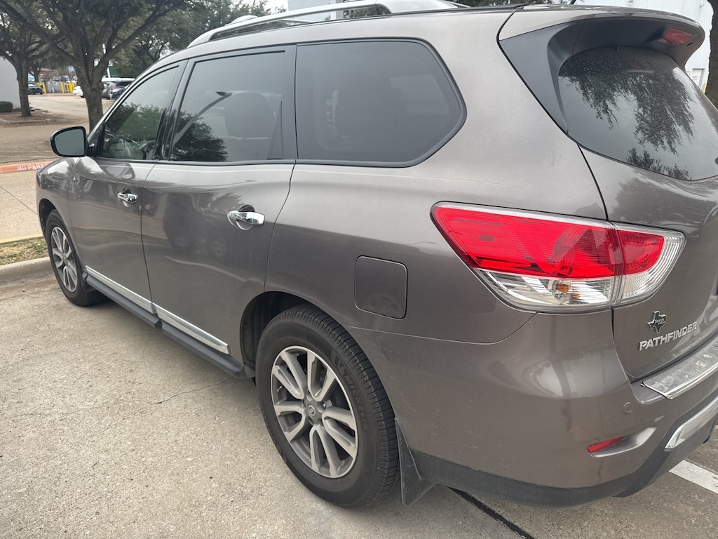 Used 2014 Nissan Pathfinder SL SUV