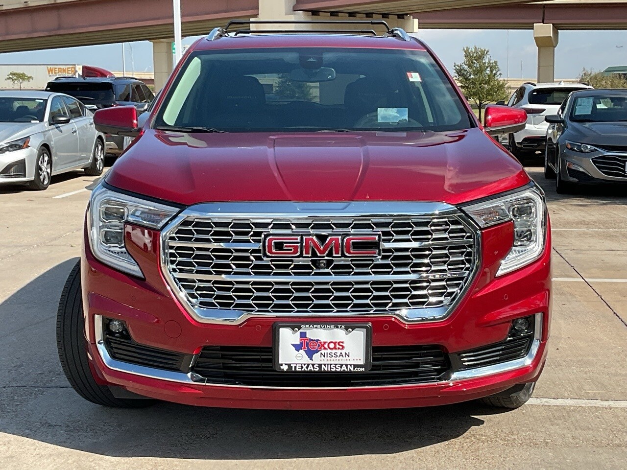 2024 Gmc Terrain Denali photo 3