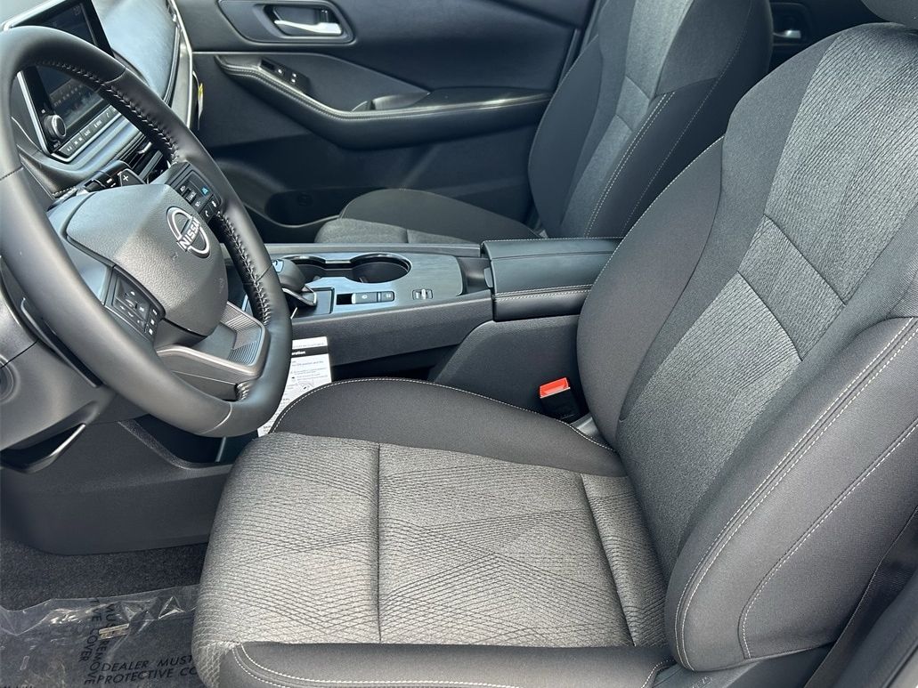 2026 Nissan Rogue SV - Photo 19