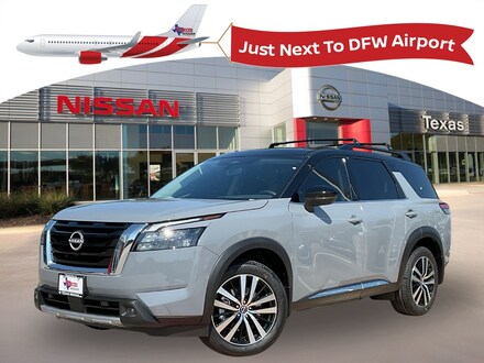 2025 Nissan Pathfinder Platinum SUV