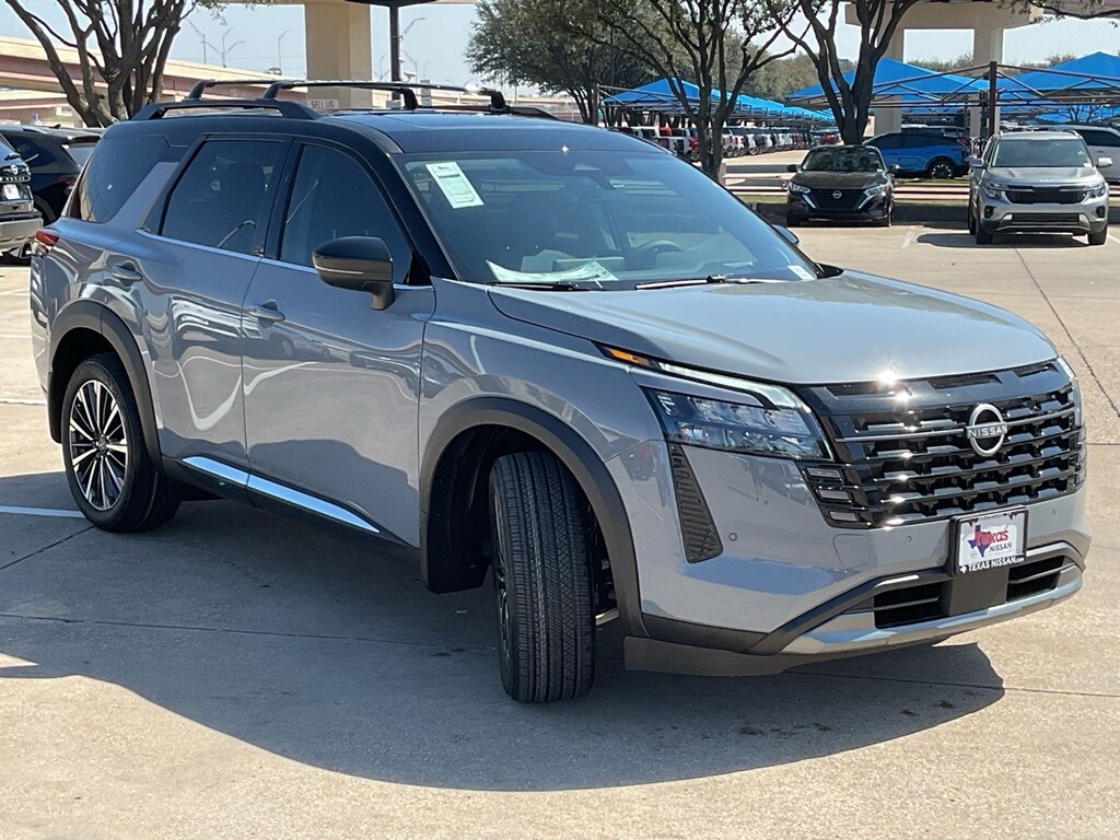 New 2026 Nissan Pathfinder Platinum SUV