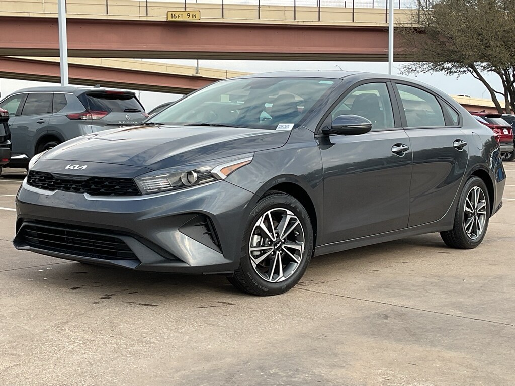 Used 2024 Kia Forte LXS Sedan