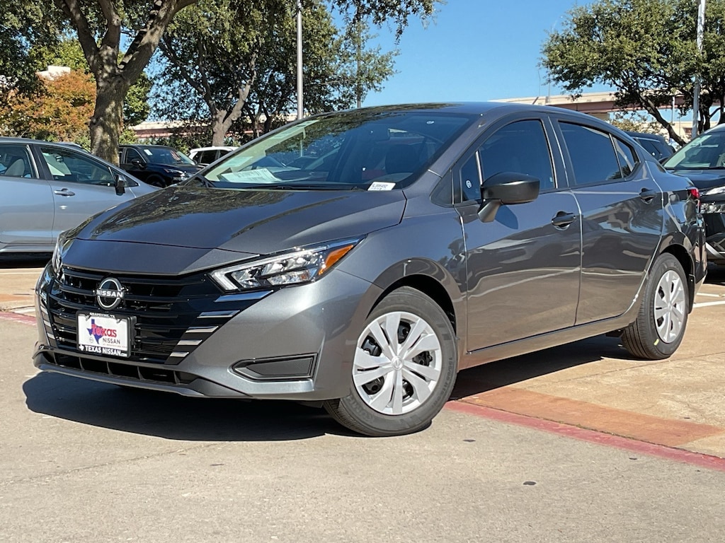 New 2025 Nissan Versa 1.6 S Sedan