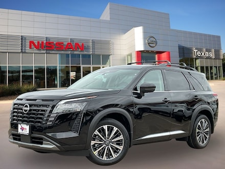 2026 Nissan Pathfinder Platinum SUV