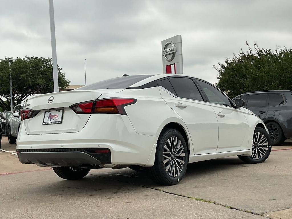 New 2026 Nissan Altima SV Sedan
