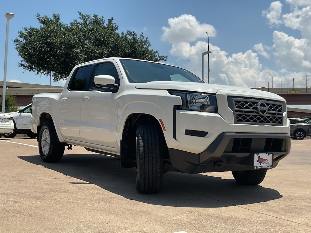 Used 2022 Nissan Frontier SV Truck Crew Cab
