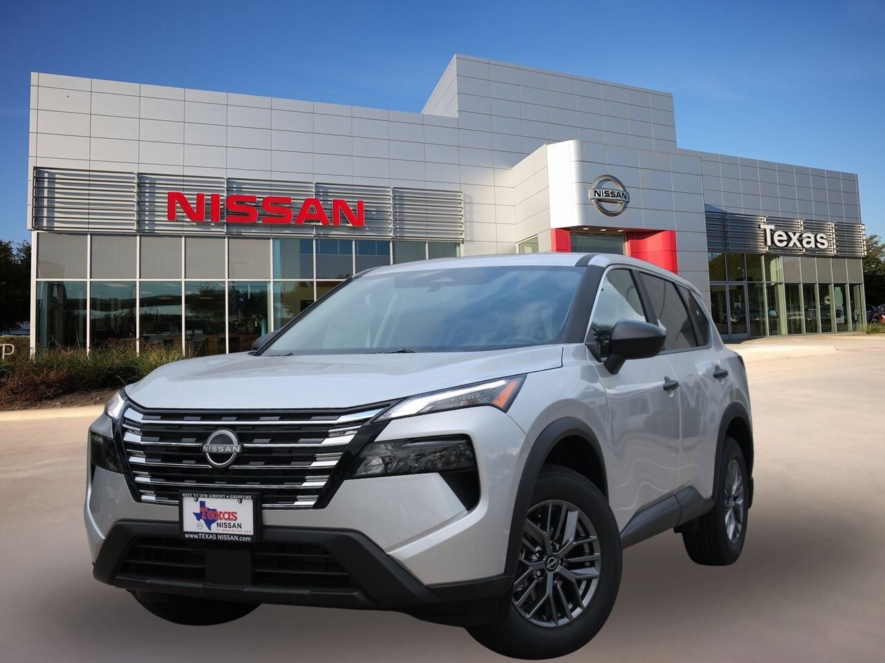 2025 Nissan Rogue S photo 2