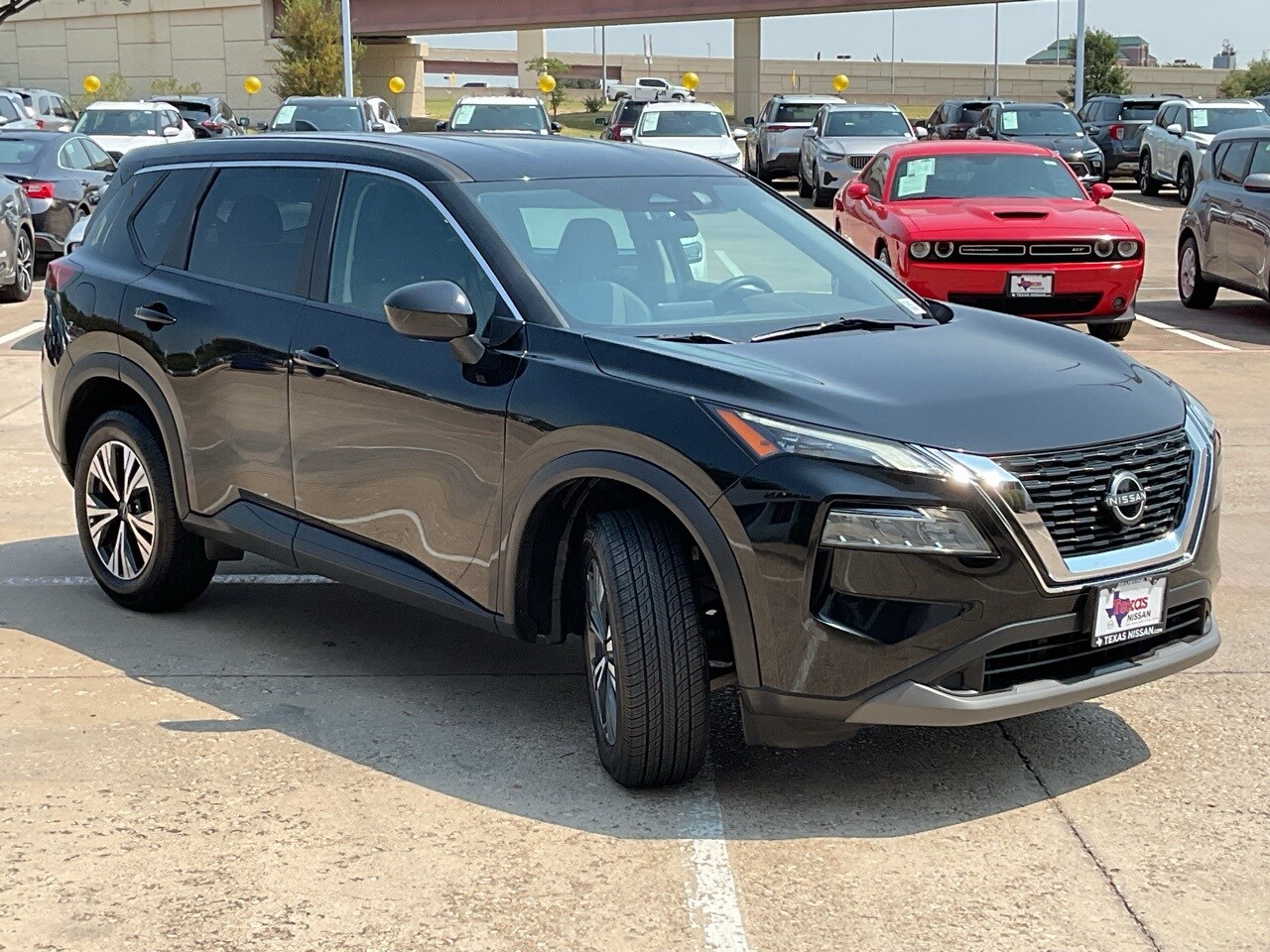 2023 Nissan Rogue SV photo 3