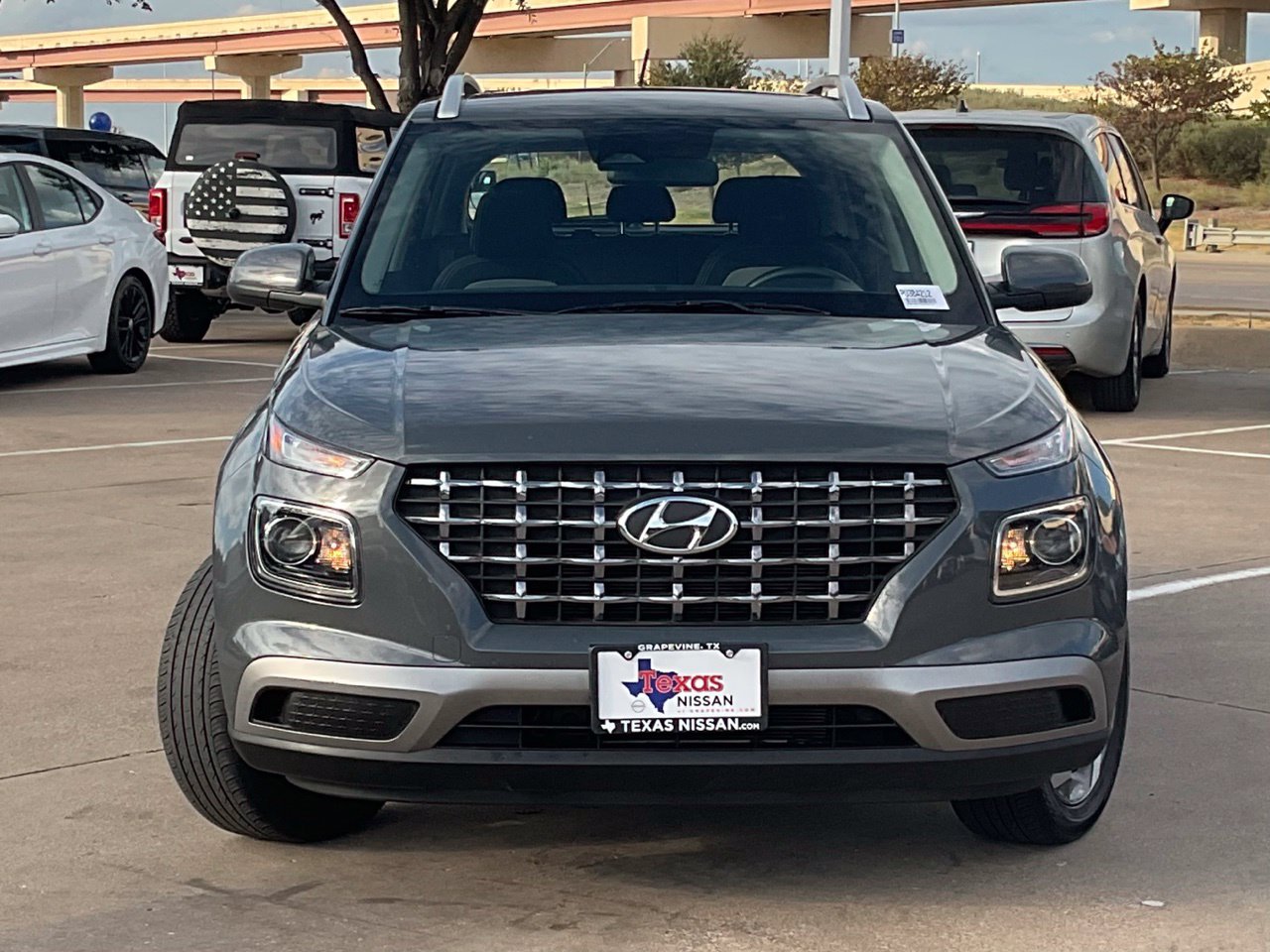 Used 2025 Hyundai Venue SEL SUV