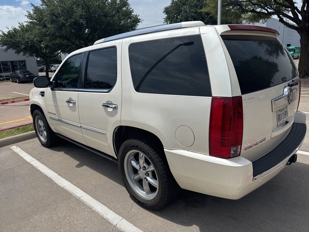 Used 2007 CADILLAC ESCALADE Base SUV