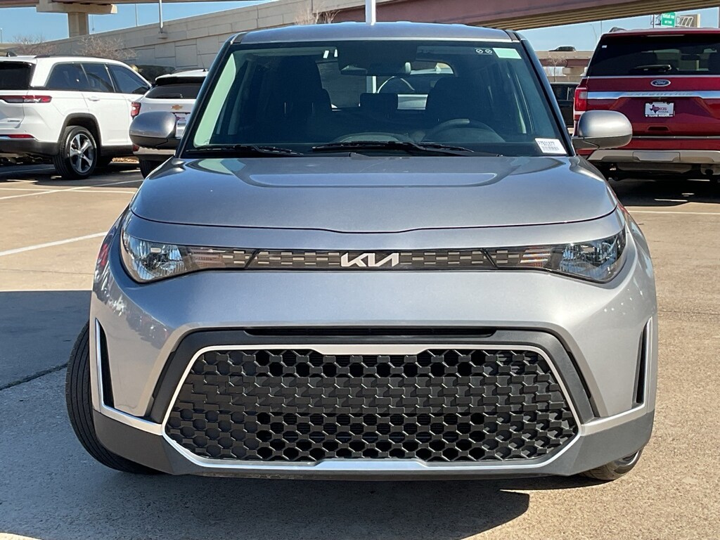 Used 2025 Kia Soul LX Hatchback